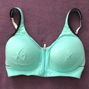 VS sports bra